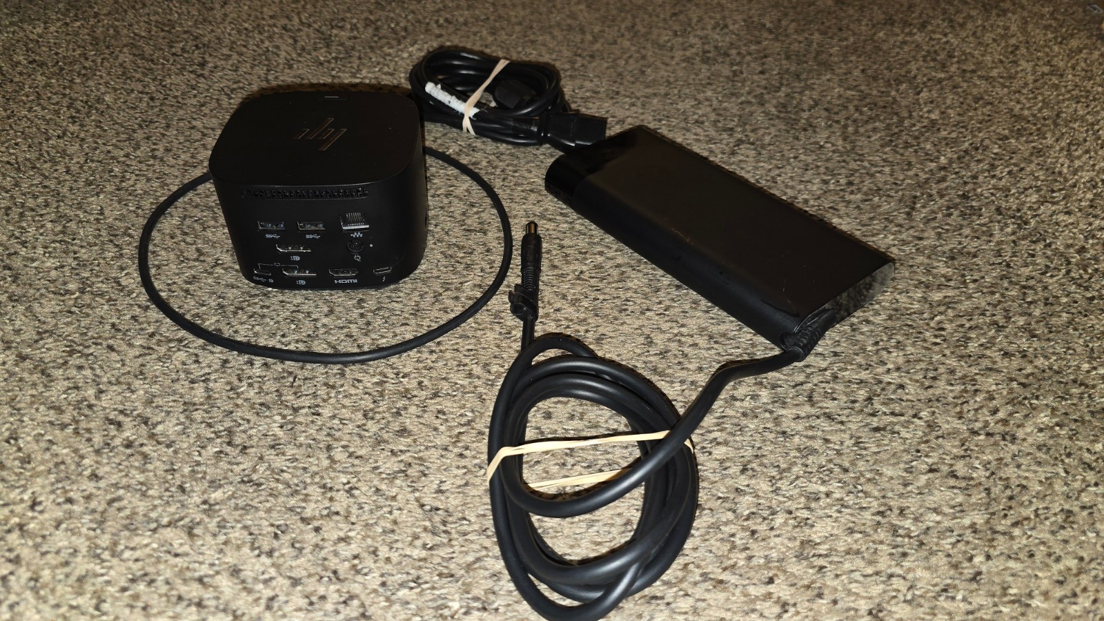 HP Thunderbolt Dock 120W G4 4J0A2AA#ABA + Genuine HP 230W Adapter Tested