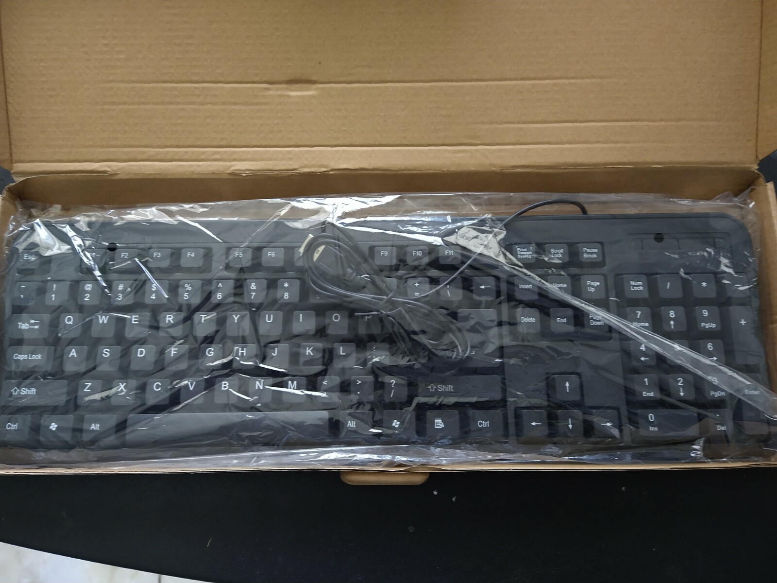 iMicro KB-US0803 104-Key Wired USB English Keyboard (Black)
