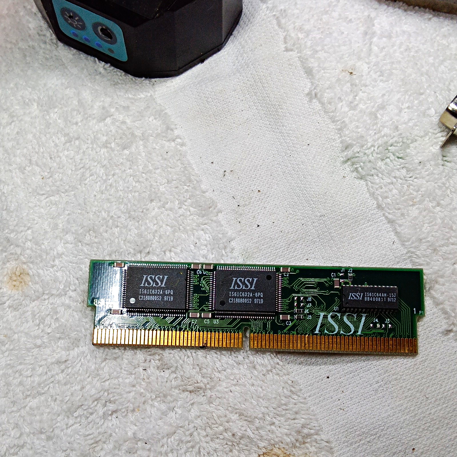 IBM 256MB SDR SDRAM PC-66 DIMM 168-Pin Non-ECC Unbuffered 40H8582