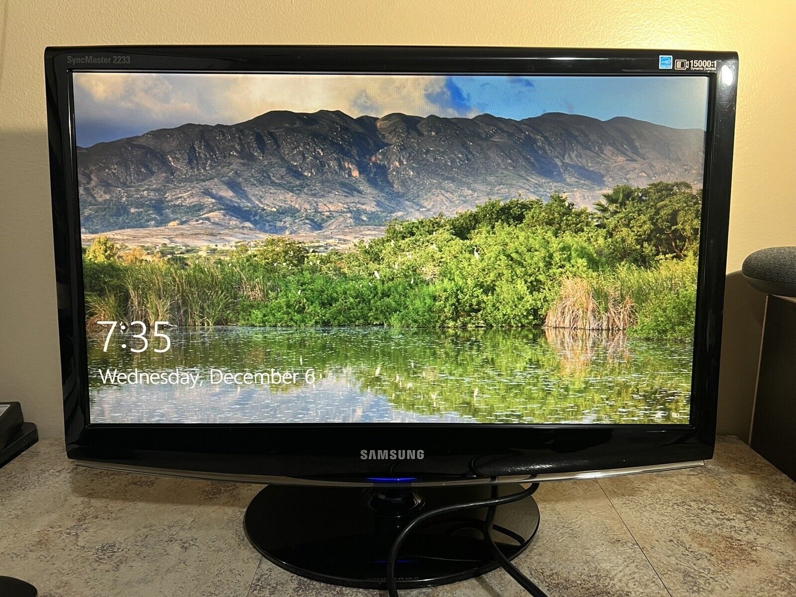 Samsung SyncMaster 2233SW Series Business Monitor Widescreen 15000:1