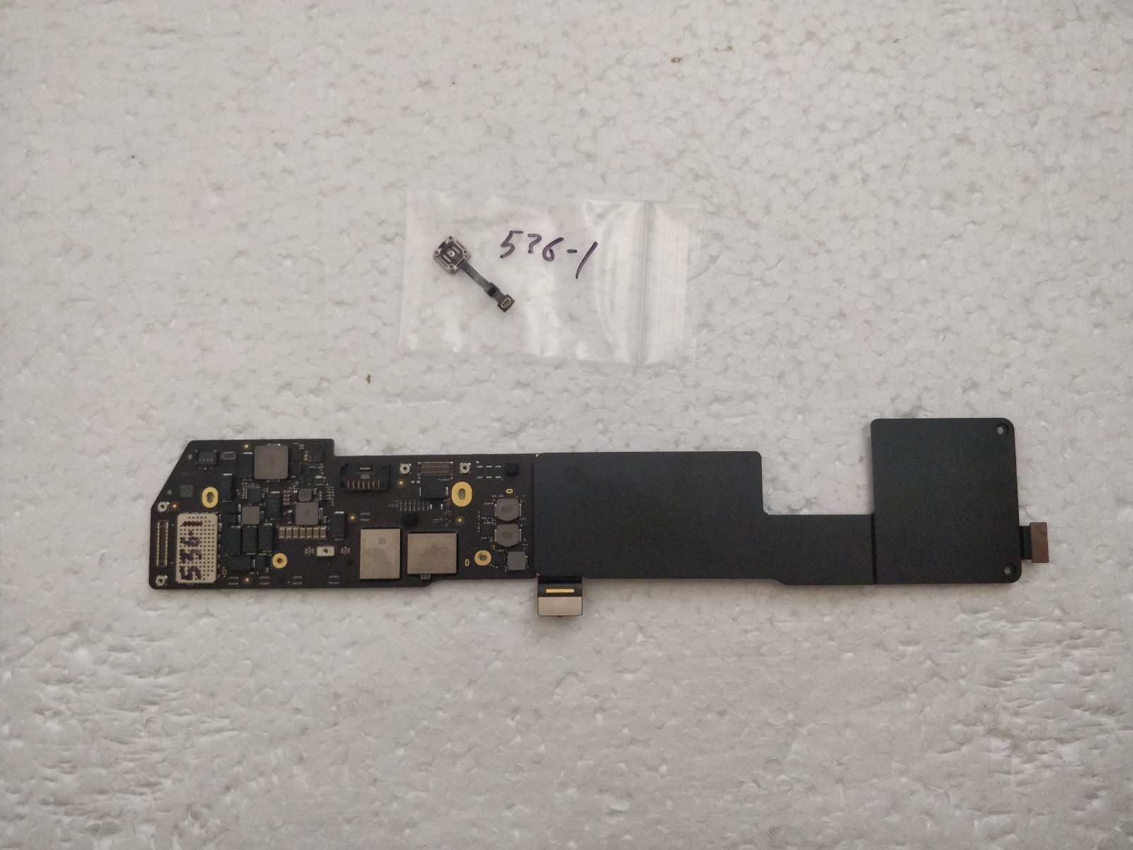 Apple Macbook Air 13 2020 M1 Logic Board, A2337, EMC 3598, 8 GB, 256 GB, MacOS