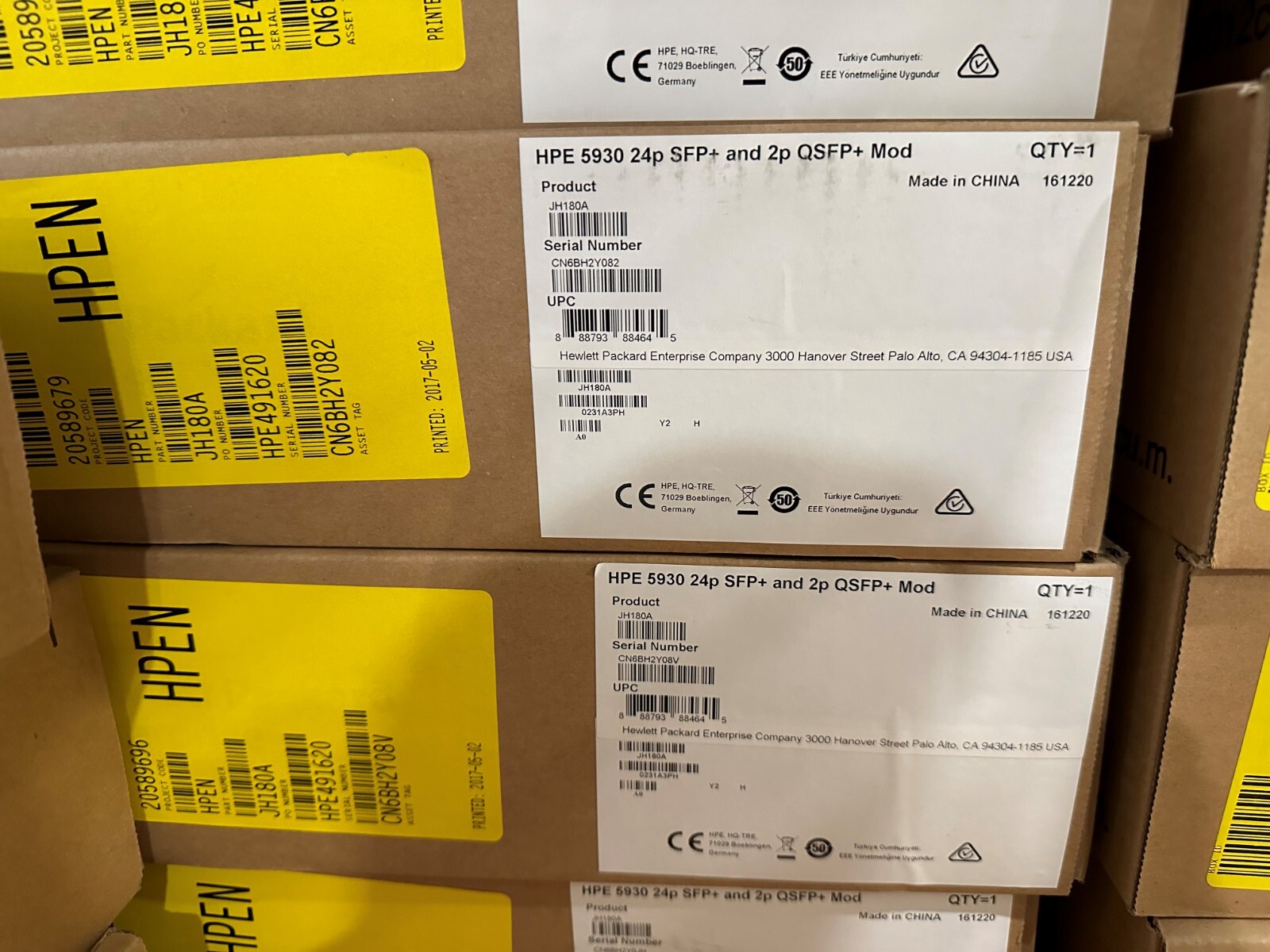 JH180A HP 5930 24-port SFP+ and 2-port QSFP+ Module  - Brand New Sealed