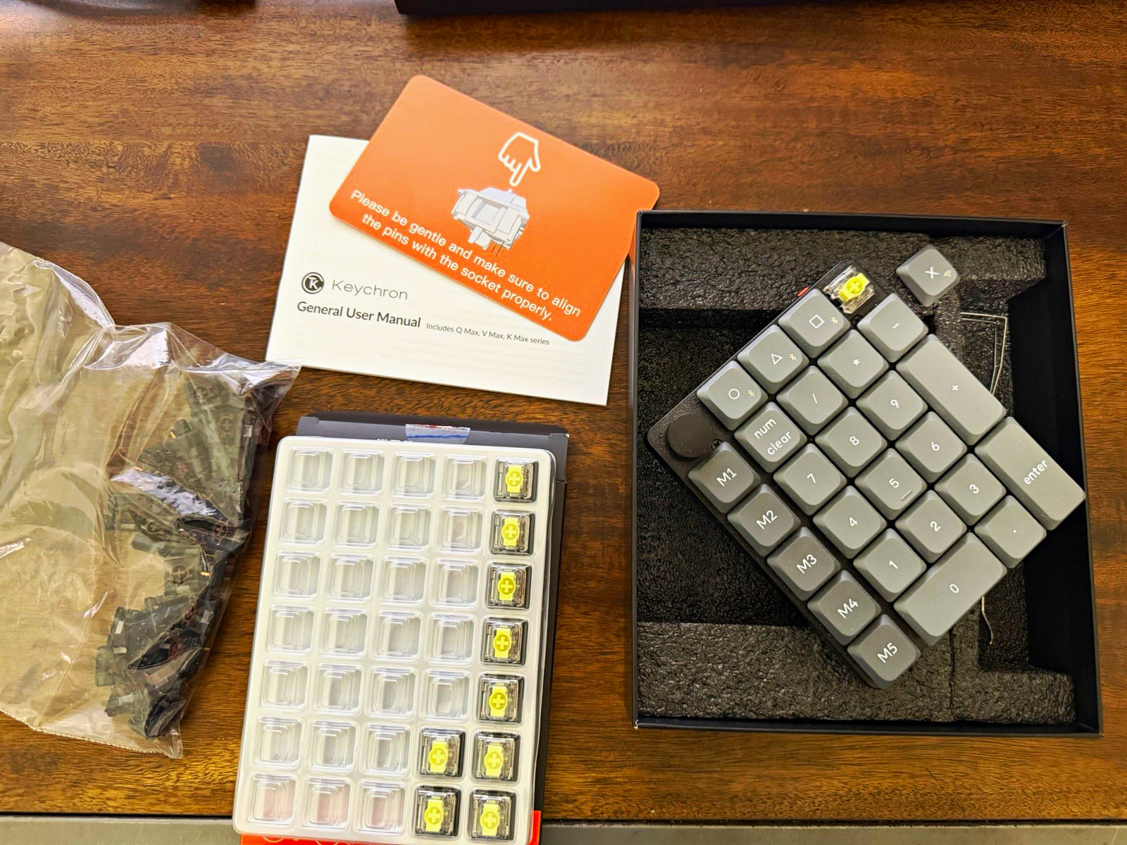 Keychron K0 Max Wireless Bluetooth Mechanical Numpad Brown Tactile/Banana