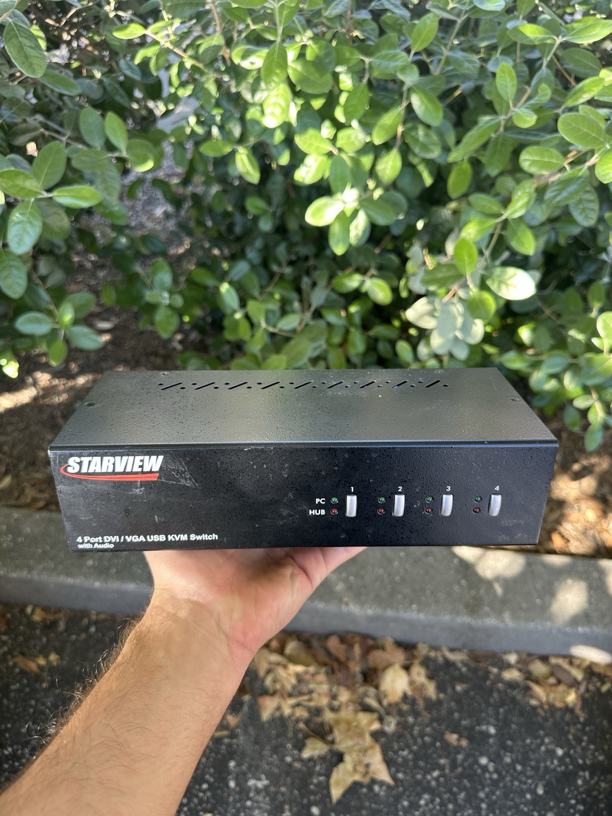 StarView SV431DDUSB - 4-Port DVI / VGA USB KVM Switch with Audio
