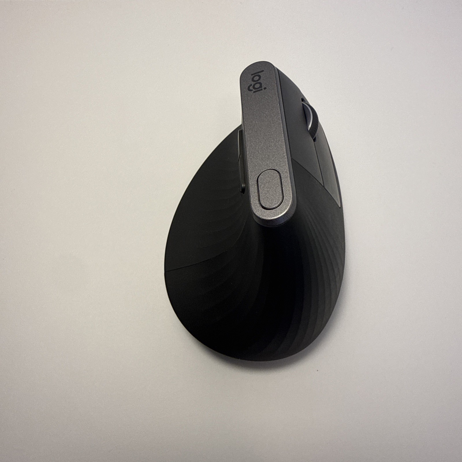 LOGITECH MX Vertical Ergonomic Mouse (1844LZ131FS8, Graphite, 810-006291)