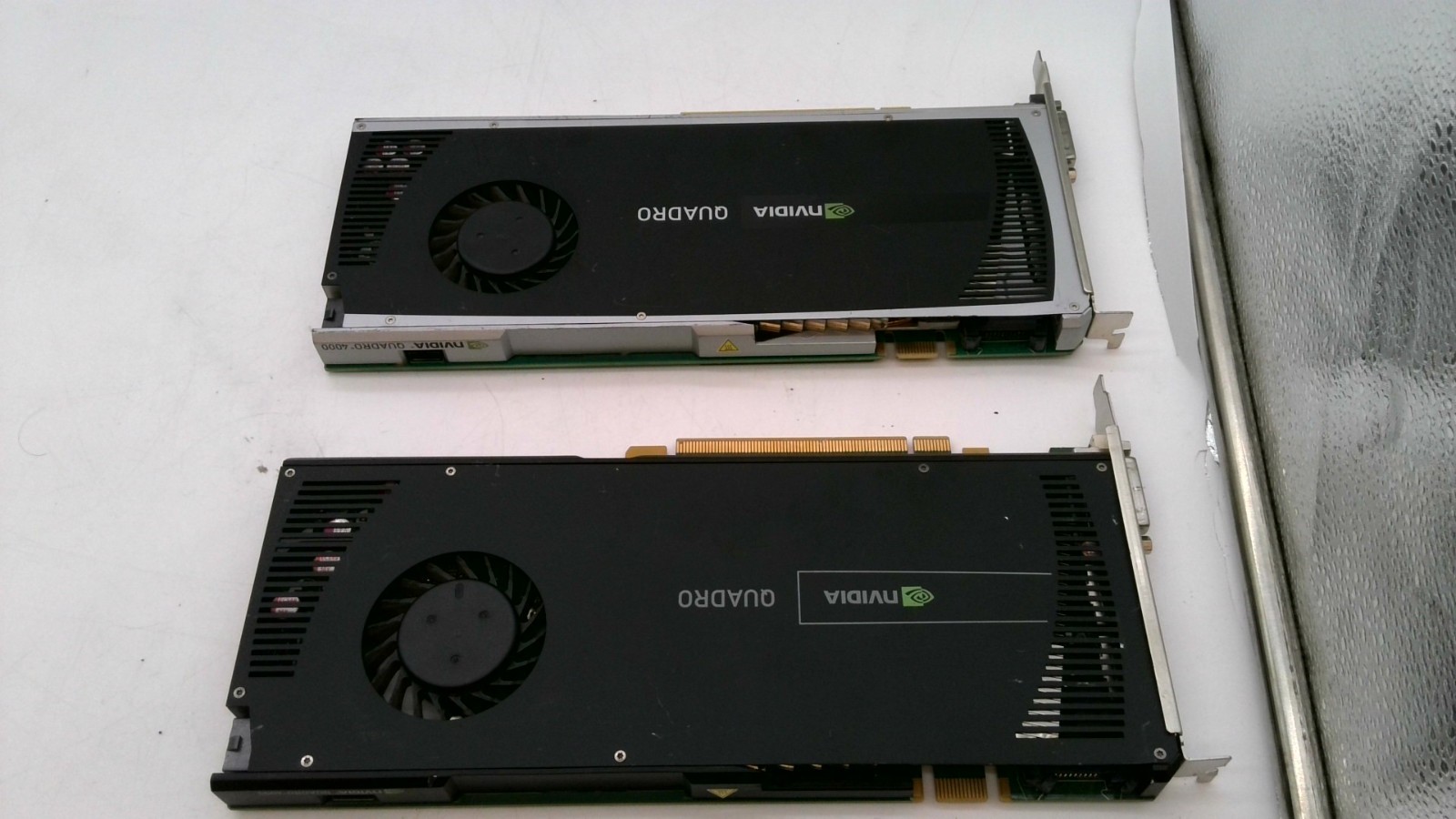 **NVIDIA Quadro 4000, 2GB GDDR5 Memory,