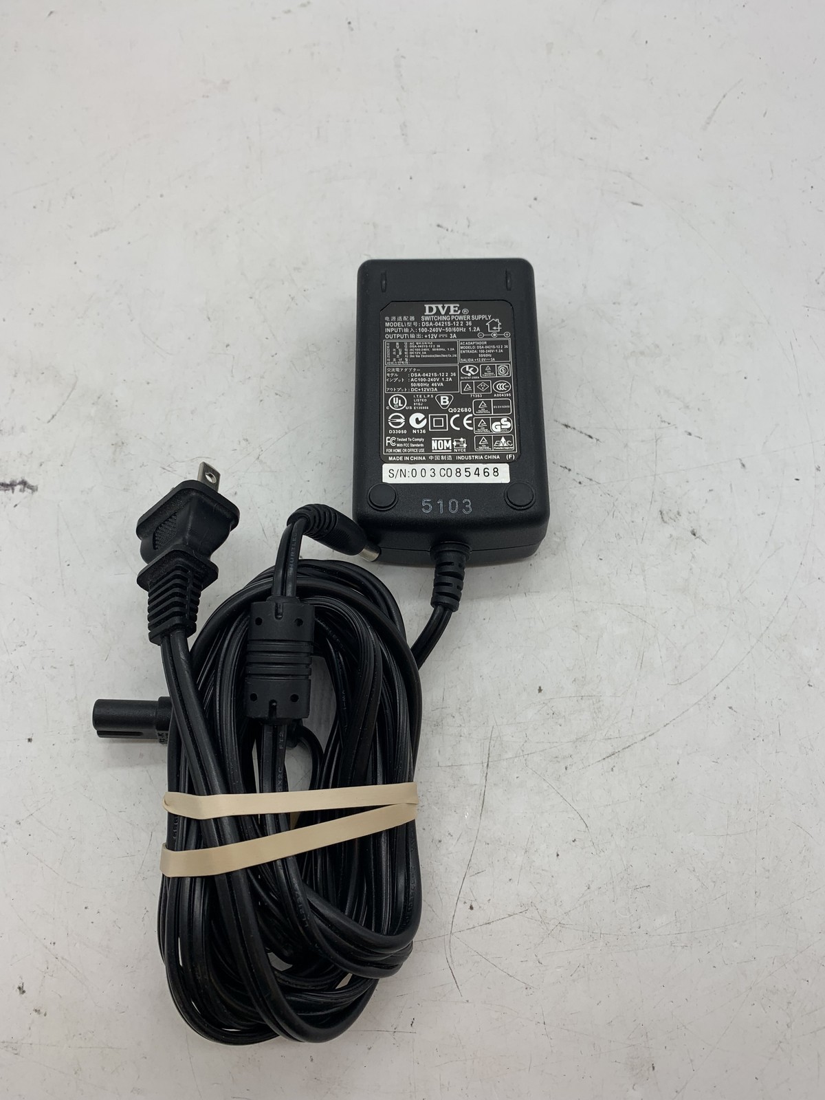 DVE DSA-0421S012 2 36 Switching Power Supply 12V 3A ~ 