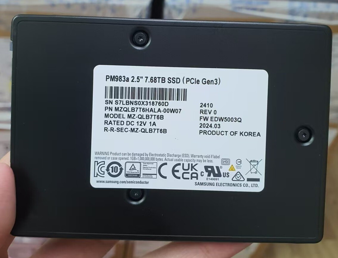 Samsung PM983A 7.68TB SSD 2.5" U.2 PCIe Gen3 NVMe MZ-QLB7T6B MZQLB7T6HALA-00W07-
