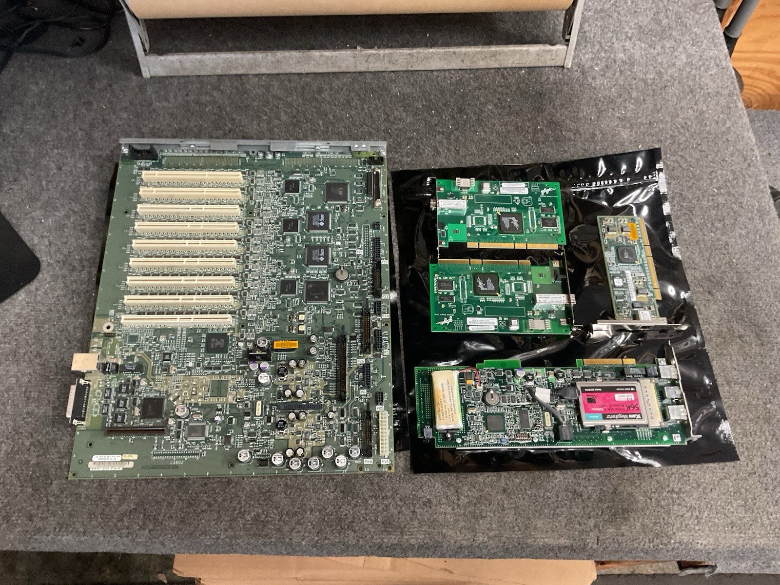 Sun Fire V880 System I/O Board Mother Board SunFire W/ Cards BEI-HSV Rev 50