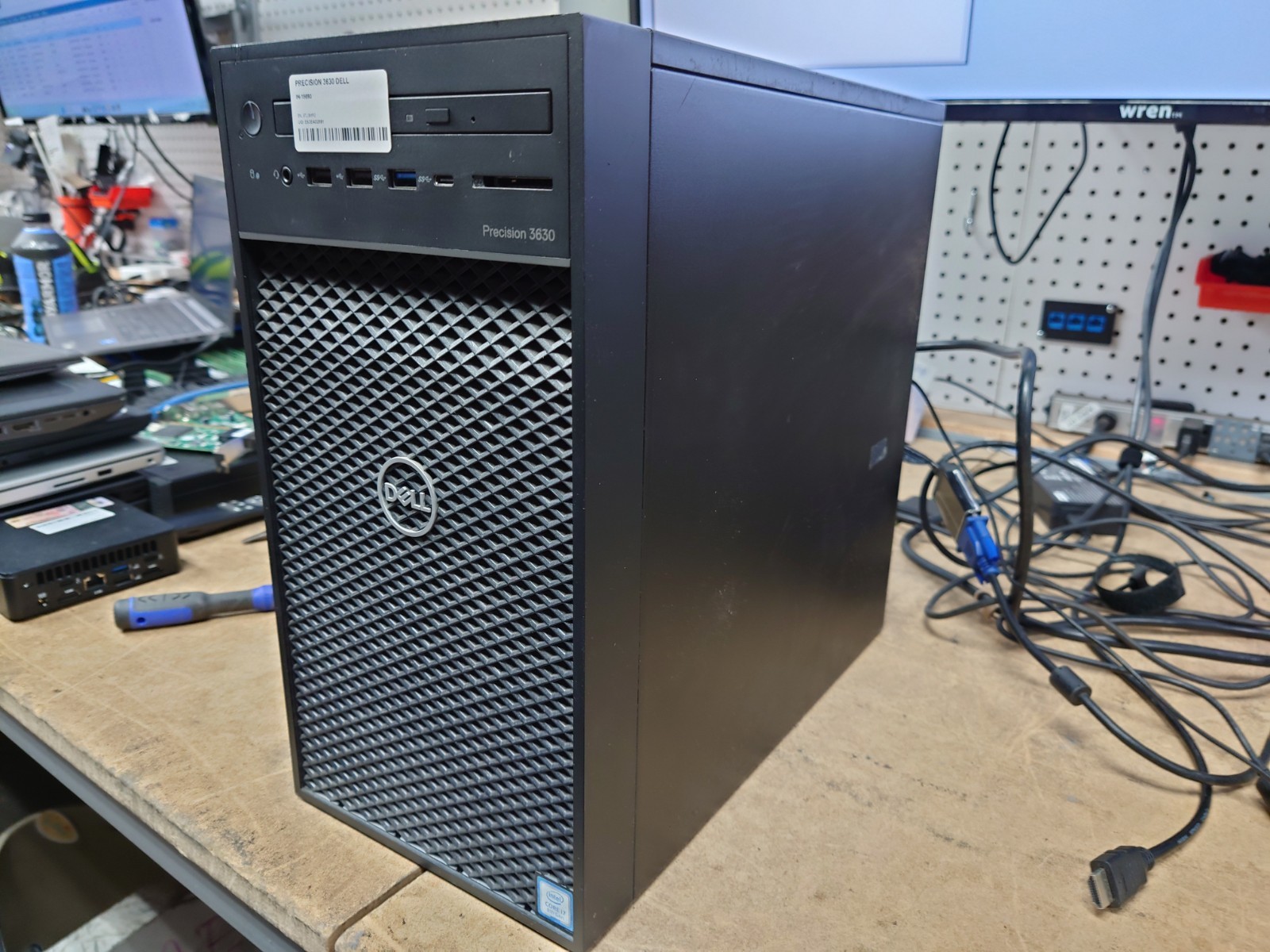 Dell Precision 3630 Mid-Tower i7-8700K 8GB RAM 512GB SSD NVIDIA P2000 No OS