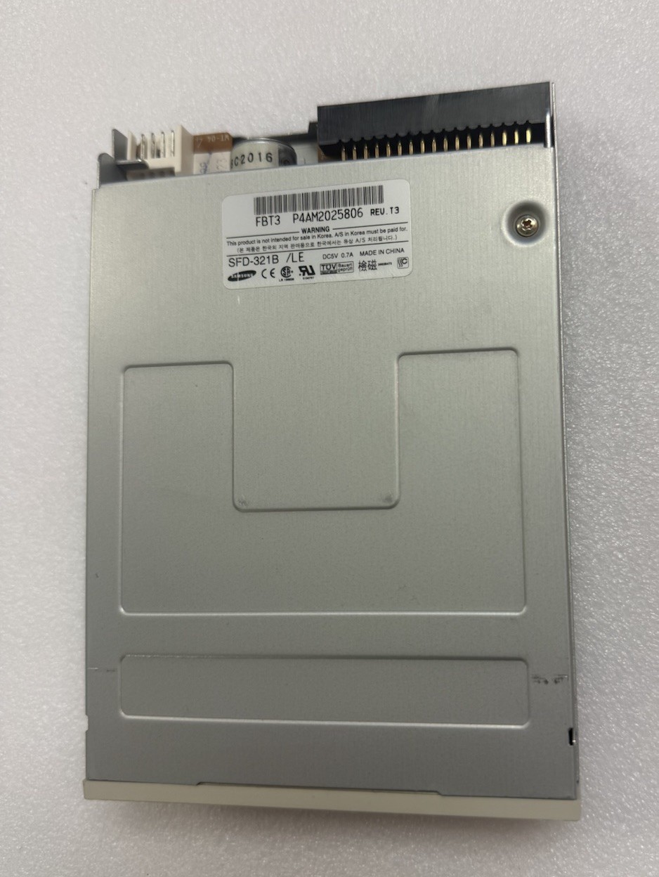 SAMSUNG SFD-321B | 3.5" INTERNAL | FLOPPY DISK DRIVE | VINTAGE | TESTED