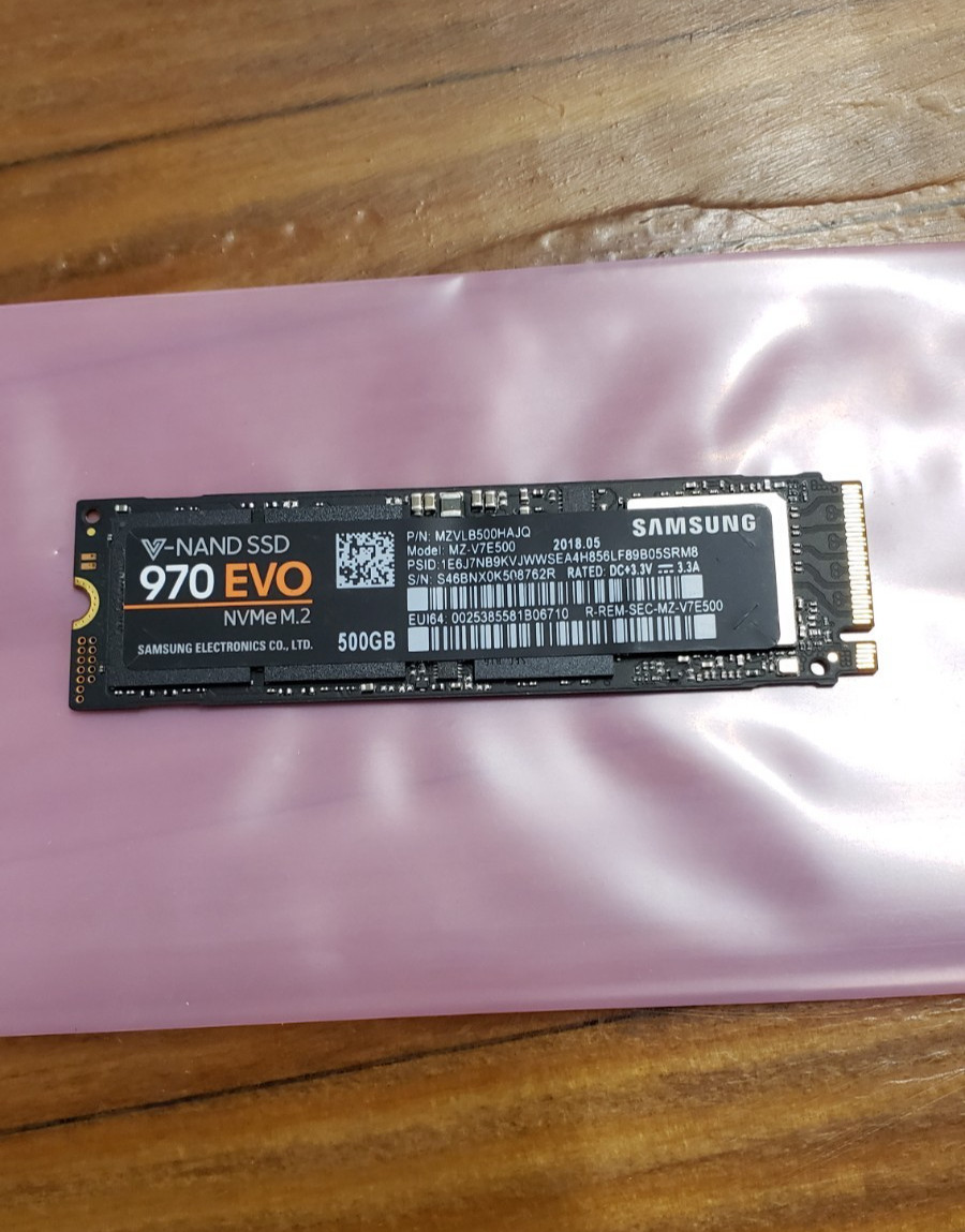 Samsung 970 EVO 500GB M.2 2280 NVMe PCIe Internal SSD MZVLB500HAJQ MZ-V7E500