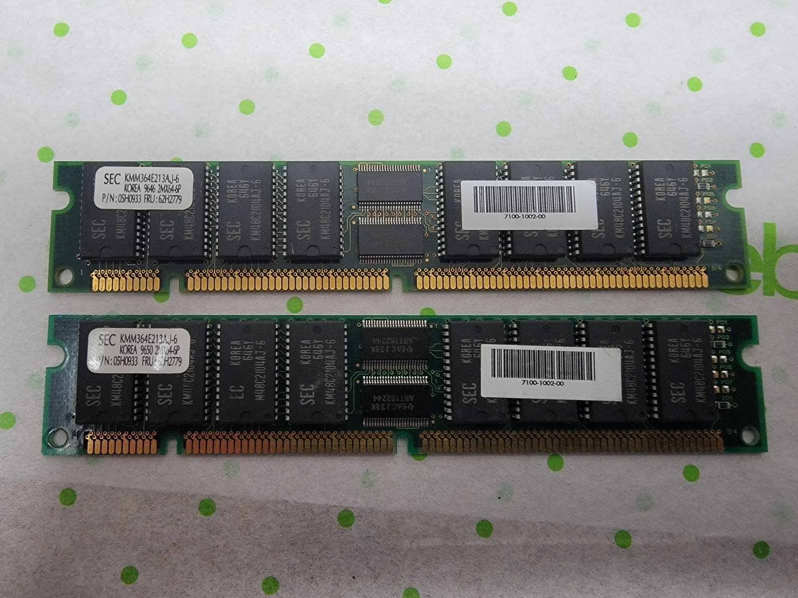 2 PCS - PowerMac KMM364E213AJ-6 Samsung 16MB EDO UnBuffered EDO Memory