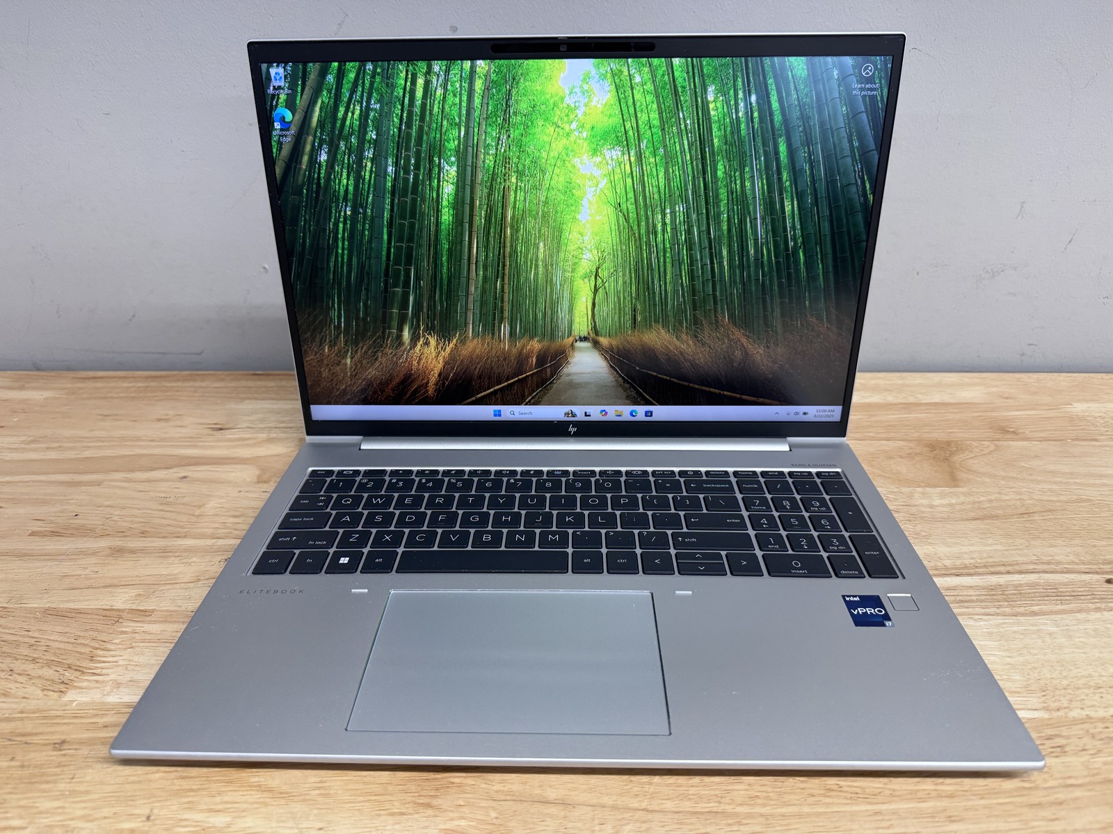 HP EliteBook 860 G9 16" Laptop Intel Core i7, 512GB SSD, 16GB RAM, W11