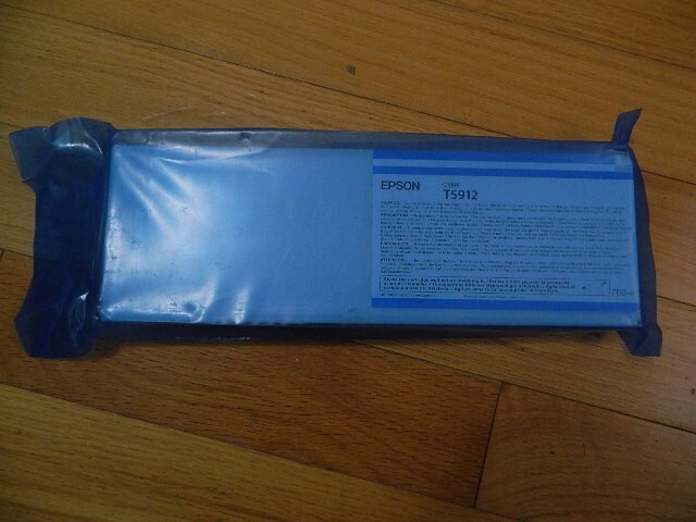 2016 Genuine Epson T5912 700ml Cyan Cartridge Stylus Pro 11880 700ml New
