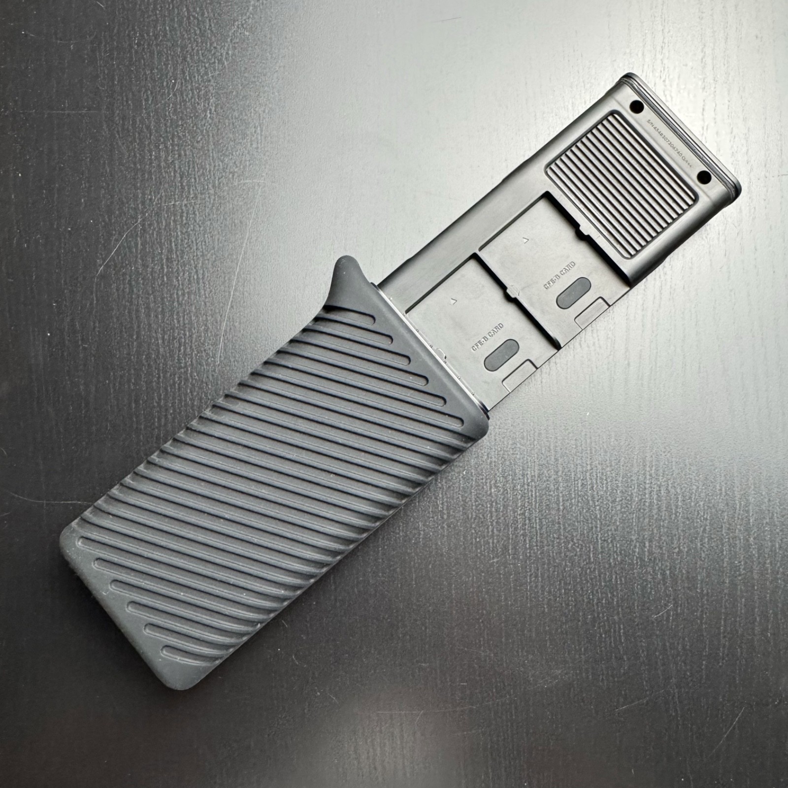 PGYTECH CFexpress Type B CreateMate Memory Card Reader Case SD MicroSD