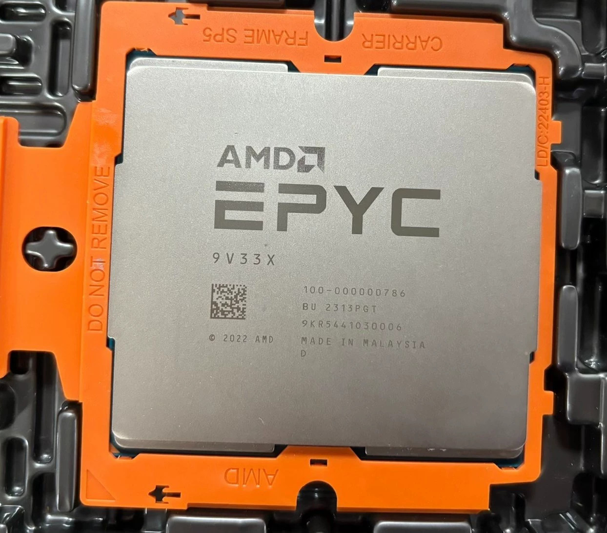 AMD EPYC GENOA-x SP5 ZEN4c 9v33x (9684x oem) 96c/192t 2.55ghz Cache1152MB Server