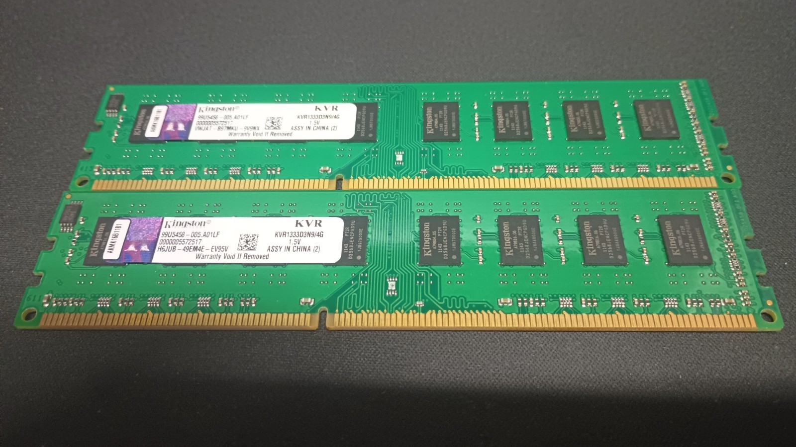 Kingston KVR1333D3N9/4G DDR3 1333 8 GB Kit Desktop Memory Modules - Working