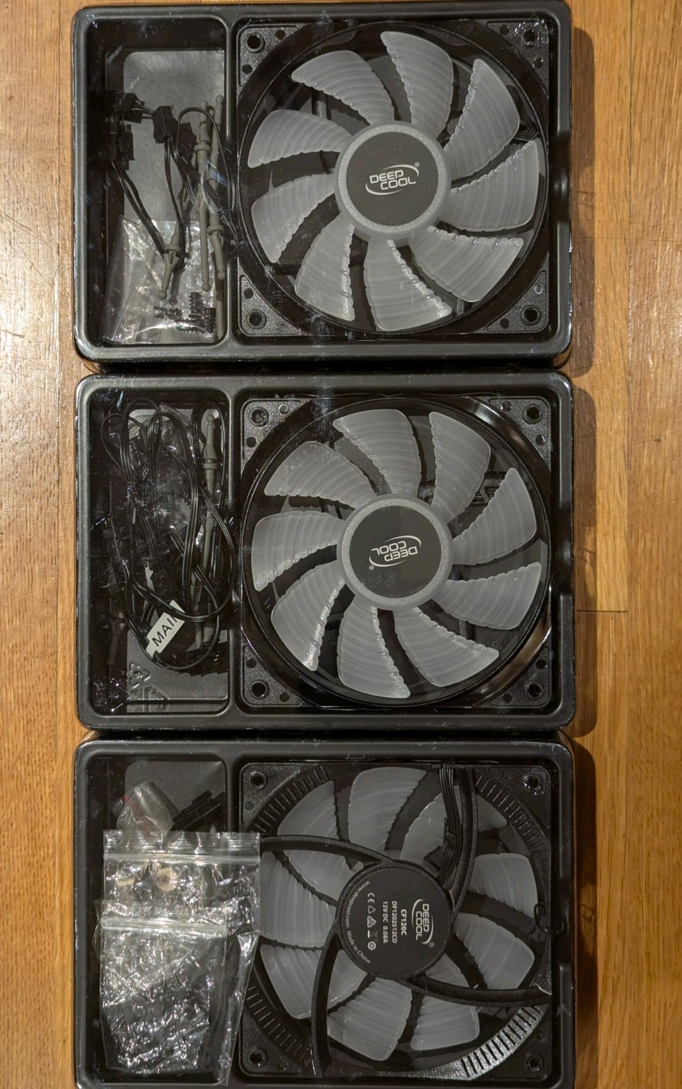 DeepCool CF120C 120mm Blue LED Case Fan 3-Pack 3-Pin 12V Hydro Bearing