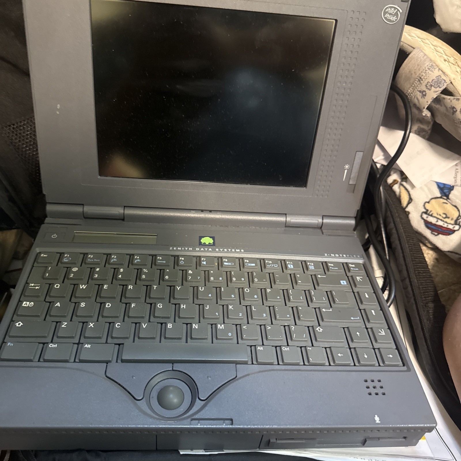 Vintage Zenith Data Systems Z-NoteFlex Laptop Intel cpu  for parts