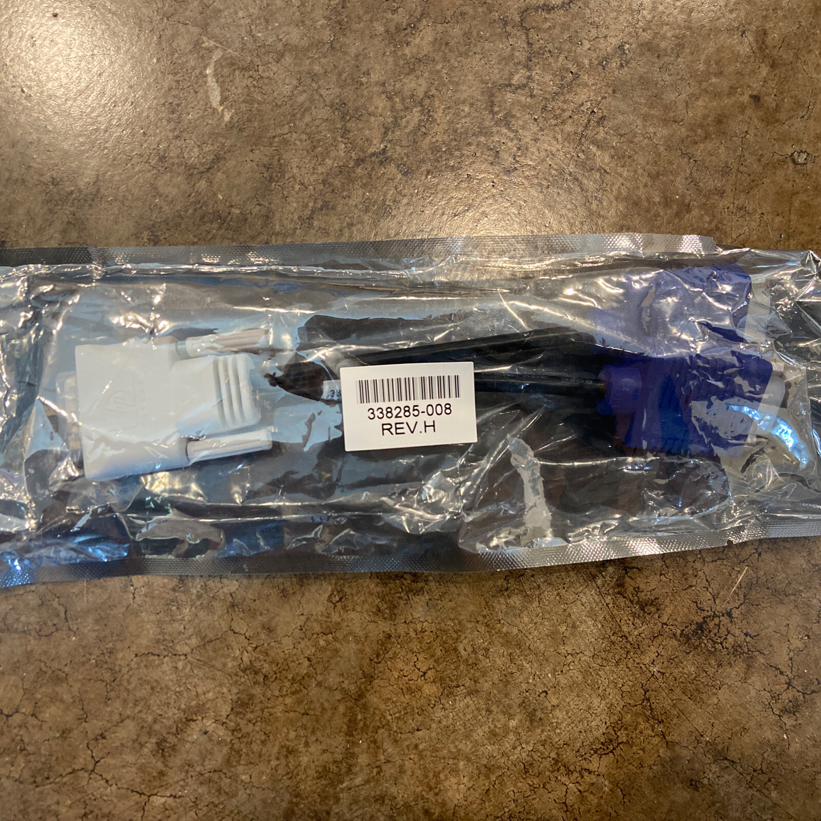 Adapter DMS 59-pin Dual VGA Splitter Video Break Out Y-Cable HP 338285-008 Rev H
