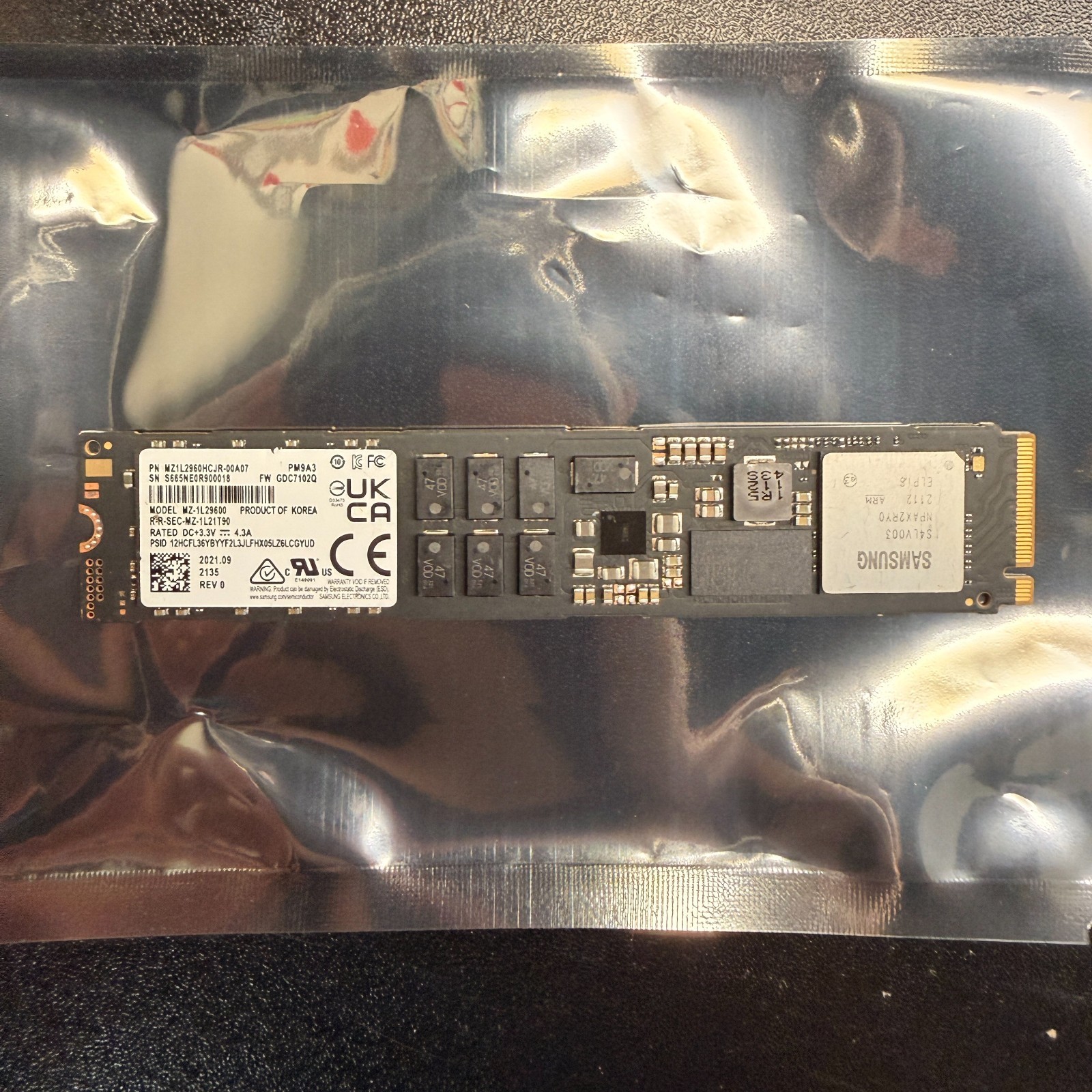 Samsung PM9A3 960GB M.2 22110 PCIe Gen4 NVMe SSD PN MZ1L2960HCJR-00A07