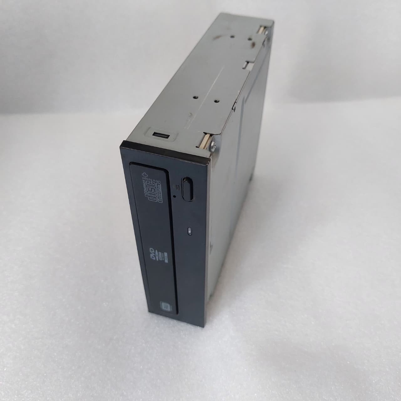 DVD CD REWRITABLE DRIVE DH-16A6S 5V 1.5A MADE IN CHINA