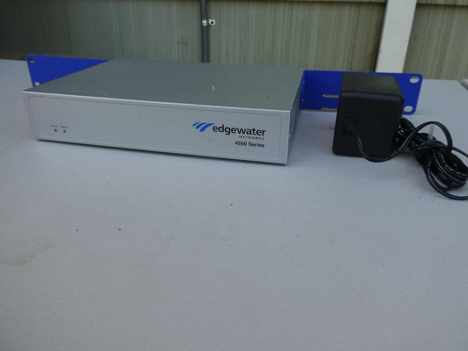 🍀 NICE RARELY USED Edgewater Networks 4550 VLAN VOIP Gateway Switch