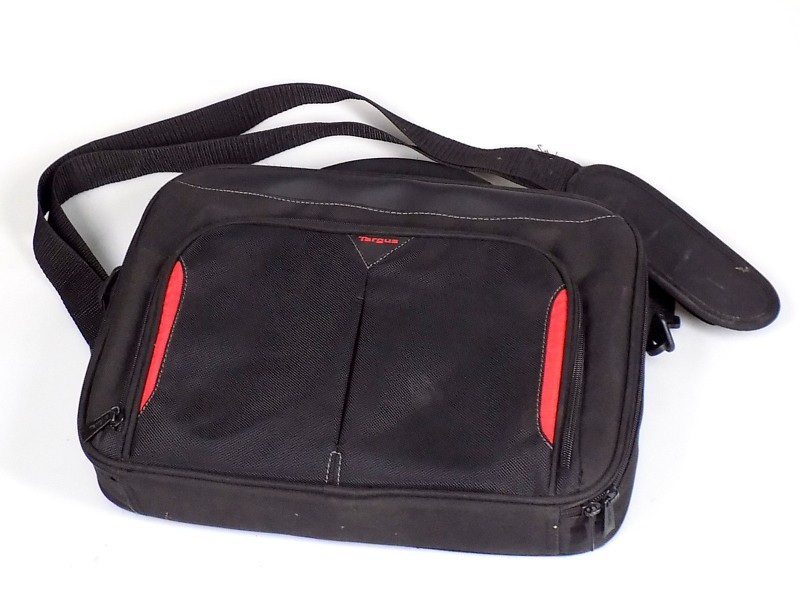 Targus Classic+ Clamshell Case 14' Black/Red Laptop Bag, CN414EU-71