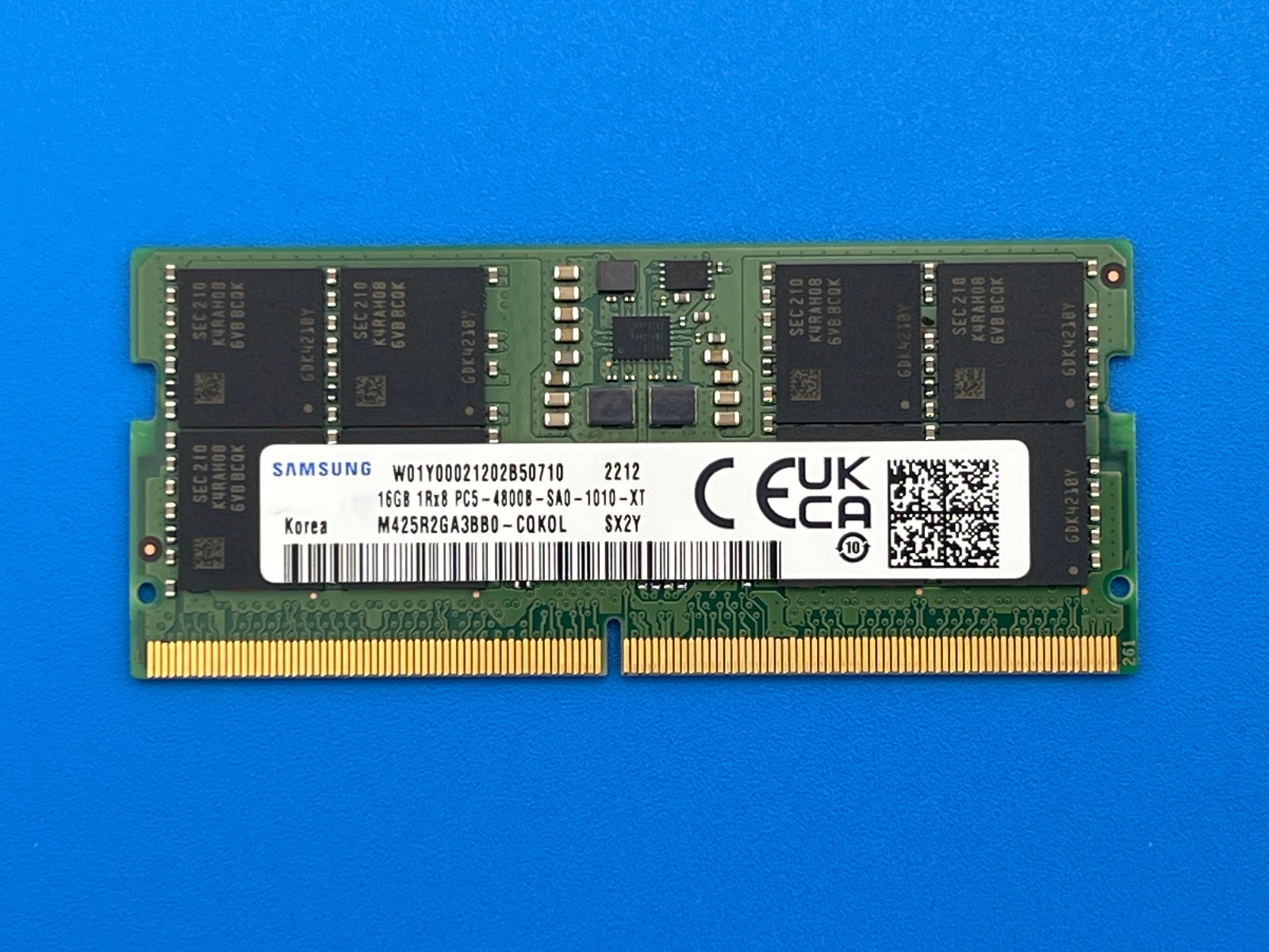 16GB 1Rx8 DDR-5 4800B MHz SO-DIMM Samsung M425R2GA3BB0-CQKOL