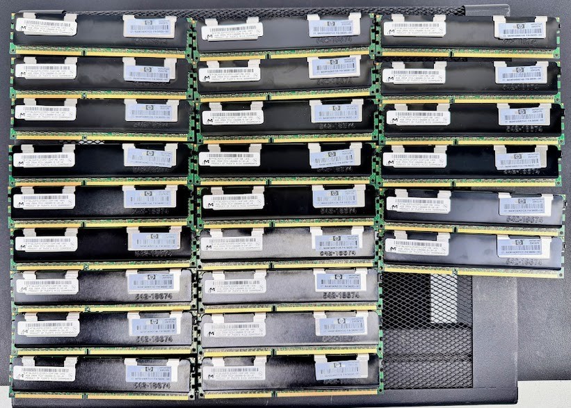LOT OF 24 Micron 1x4GB 2RX4 PC3-10600R-9-10-J0 MT36JSZF51272PZ  Server Memory