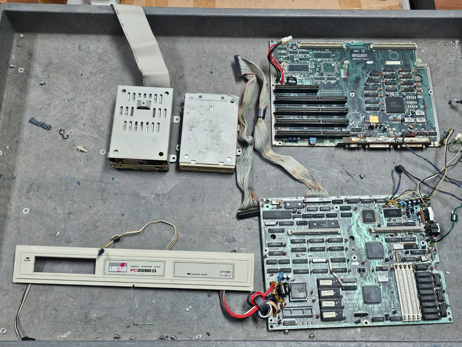 Vintage Amstrad PC2286D 12Mhz System Unit Mainboard & Hard Drive + Floppy Boards