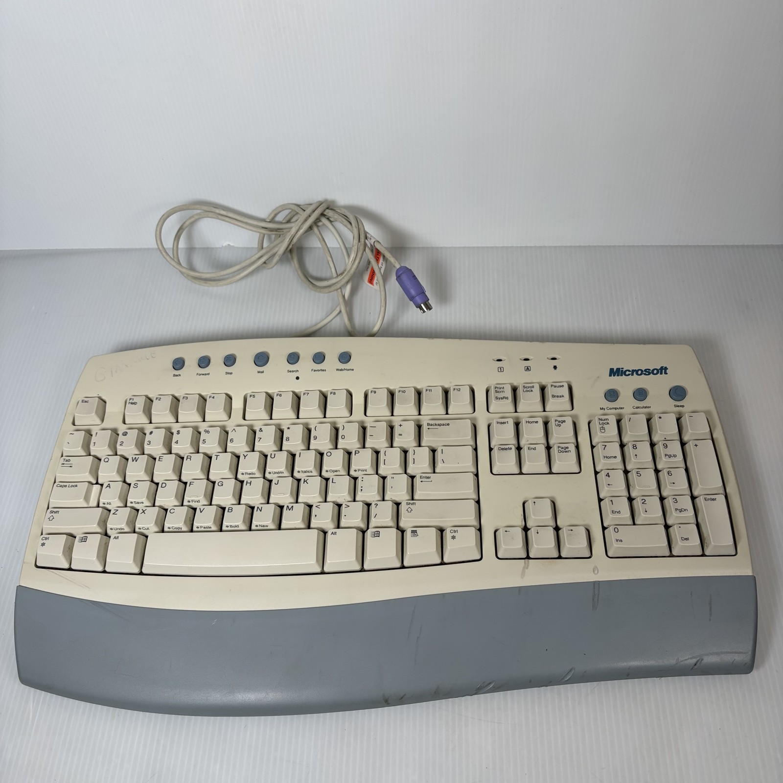 Vintage Microsoft Internet Keyboard PS/2 Wired Beige Gray Full-Size Multimedia