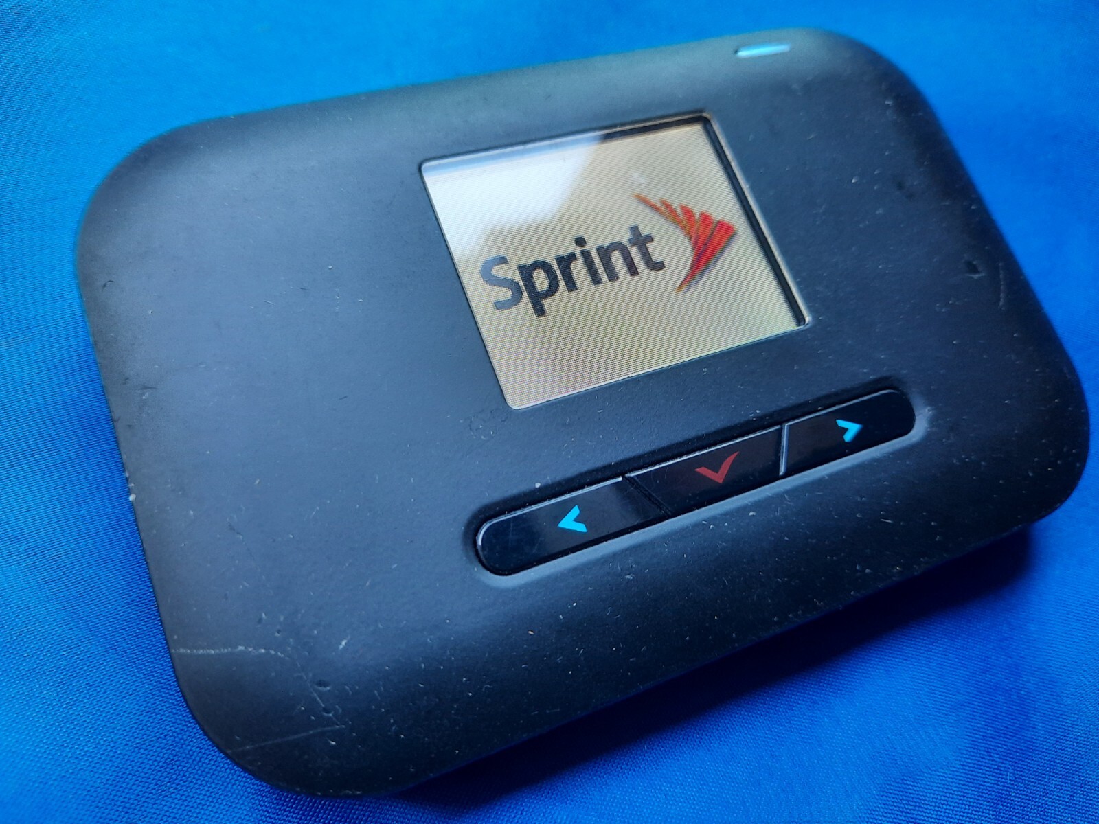Sprint Franklin Wireless R910 FRKR910KIT Black Mobile WiFi Hotspot Used No SIM