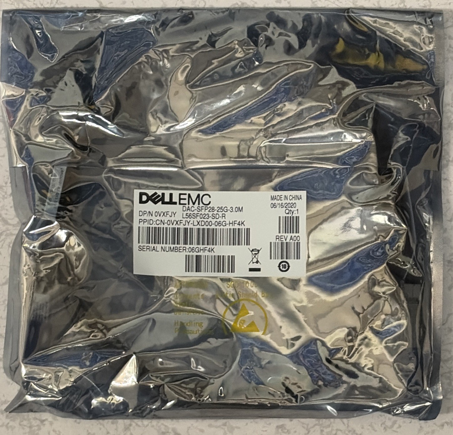 New Sealed Dell EMC DAC-SFP28-25G-3M SFP+ Direct-Attach Twinax Cable 3m 0VXFJY