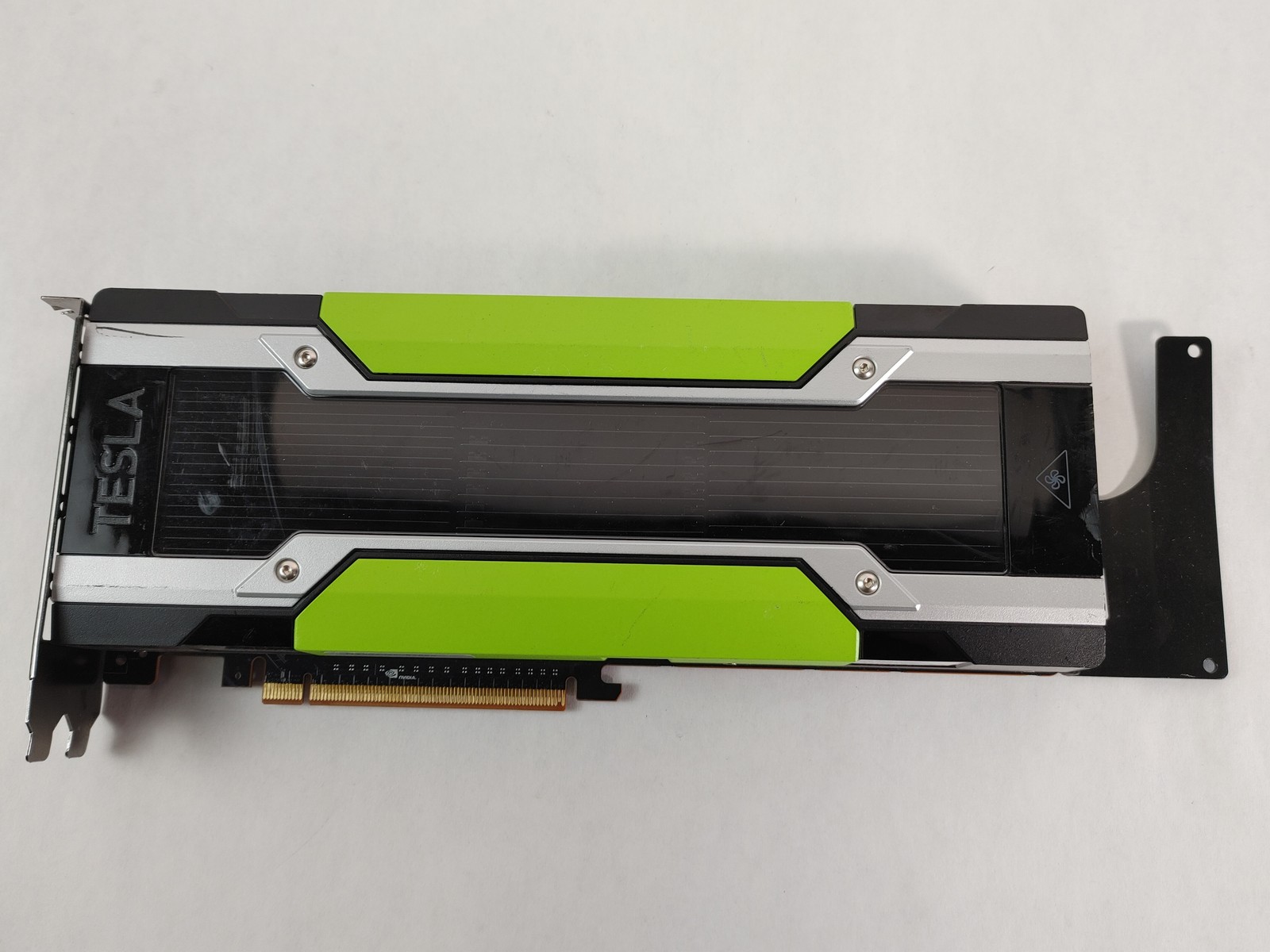 Nvidia Tesla M60 8 GB GDDR5 PCI Express 3.0 x16 Video Card HP 816492-001