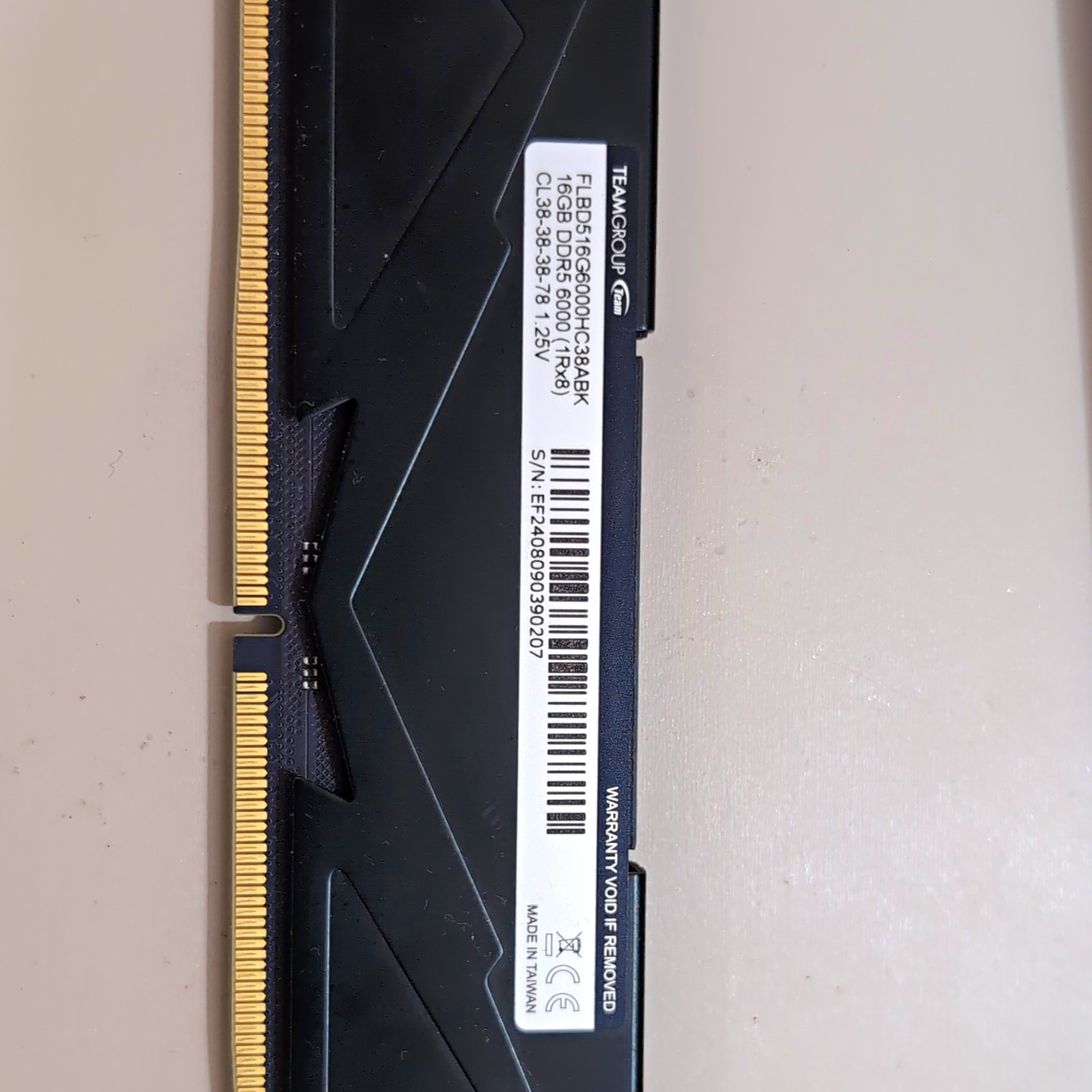 TEAMGROUP T-FORCE DELTA 16GB DDR5-6000 DIMM 288-Pin Non-ECC TED516G6000C38ABK