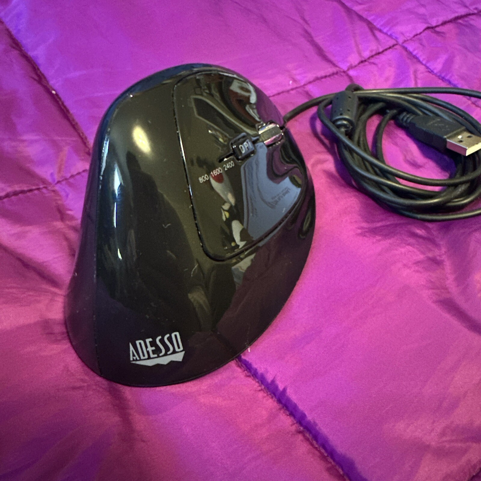Adesso Imouse E3 Vertical Ergonomic Programmable Gaming Mouse Adjustable Weight