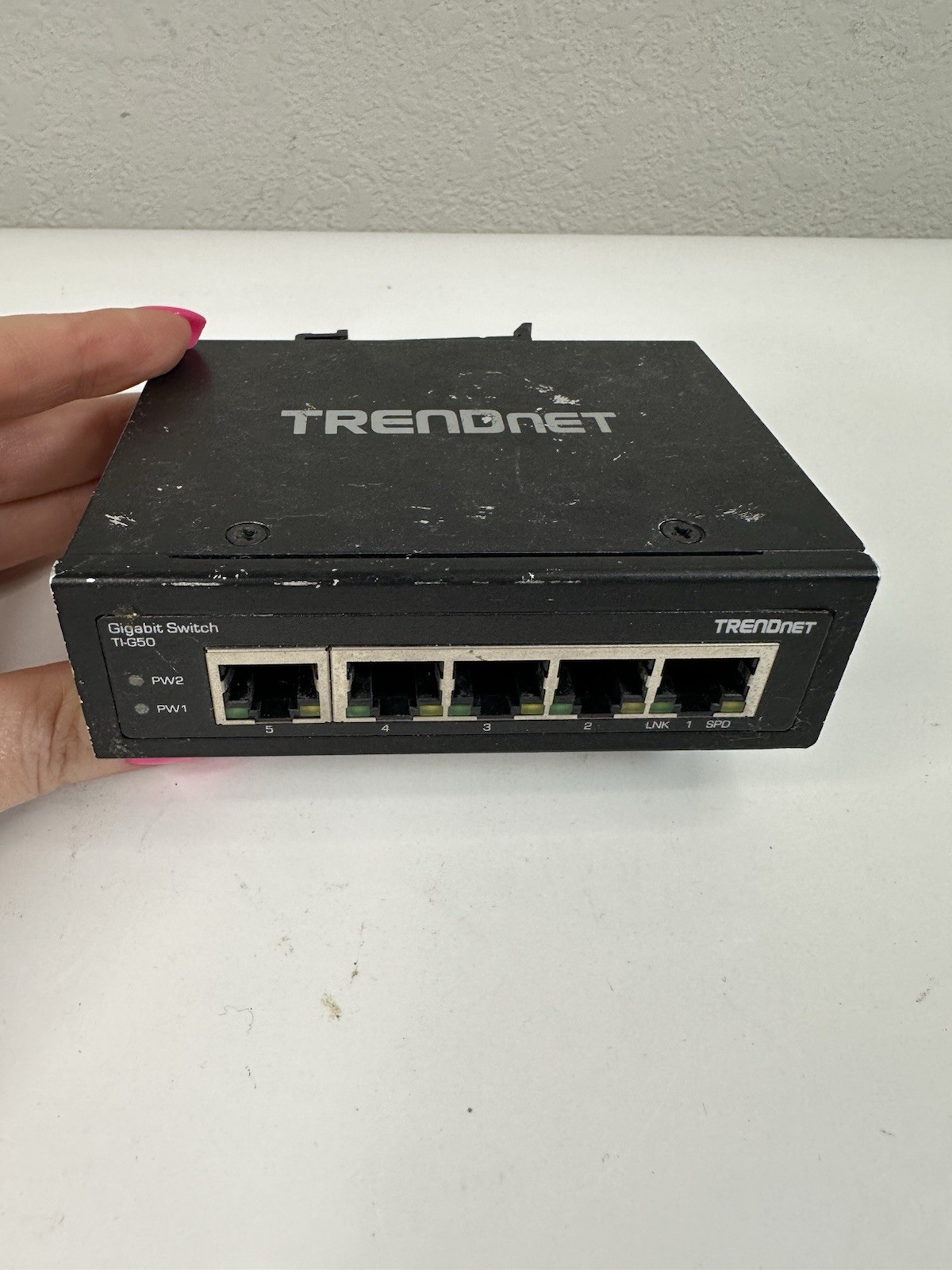 TRENDnet TI-G50 5 Port Hardened Industrial Gigabit Switch 
