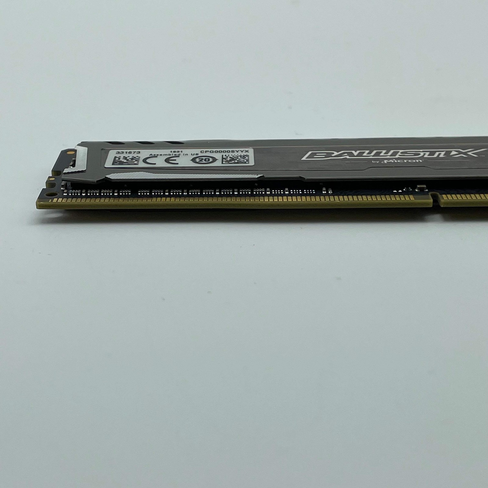 Micron Crucial Ballistix 16 GB (2x8 GB) DDR4 2400 RAM