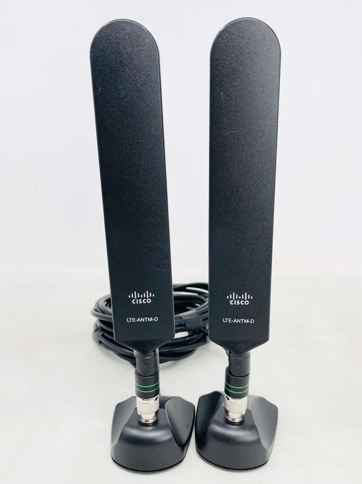 SET OF 2 NEW CISCO 4G/3G Omnidirectional Dipole Antenna LTE-ANTM-D - OPEN BOX