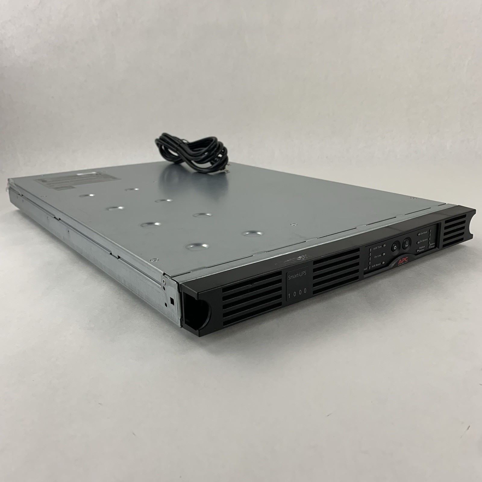 APC SUA1000RM1U Smart-UPS 640W 1000VA 120V Tested w/ Faceplate No Batteries