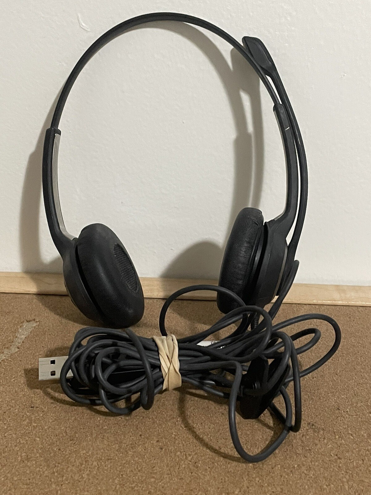 Sennheiser SC 260 Black Headband Headset Working