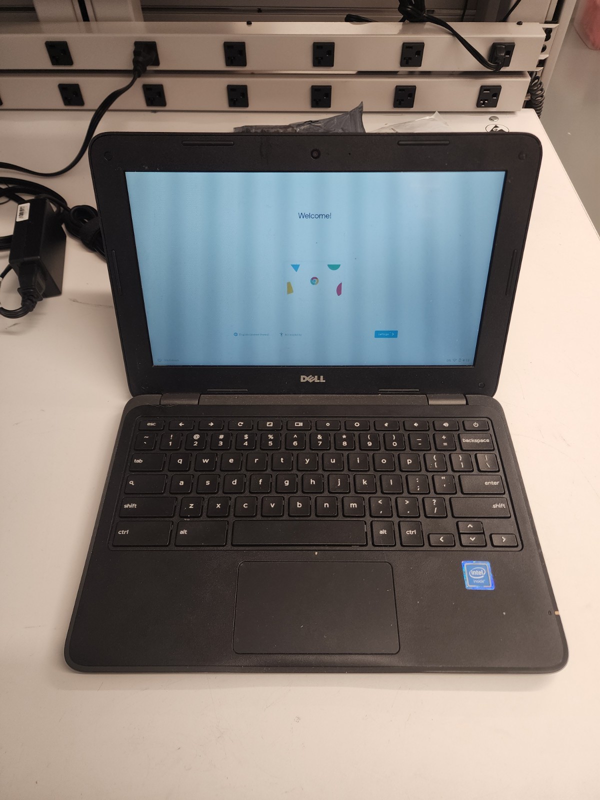 Dell Inspiron 3181 11.6" Celeron N3060 1.60 GHz 4 GB RAM 16 GB HDD No AC - READ