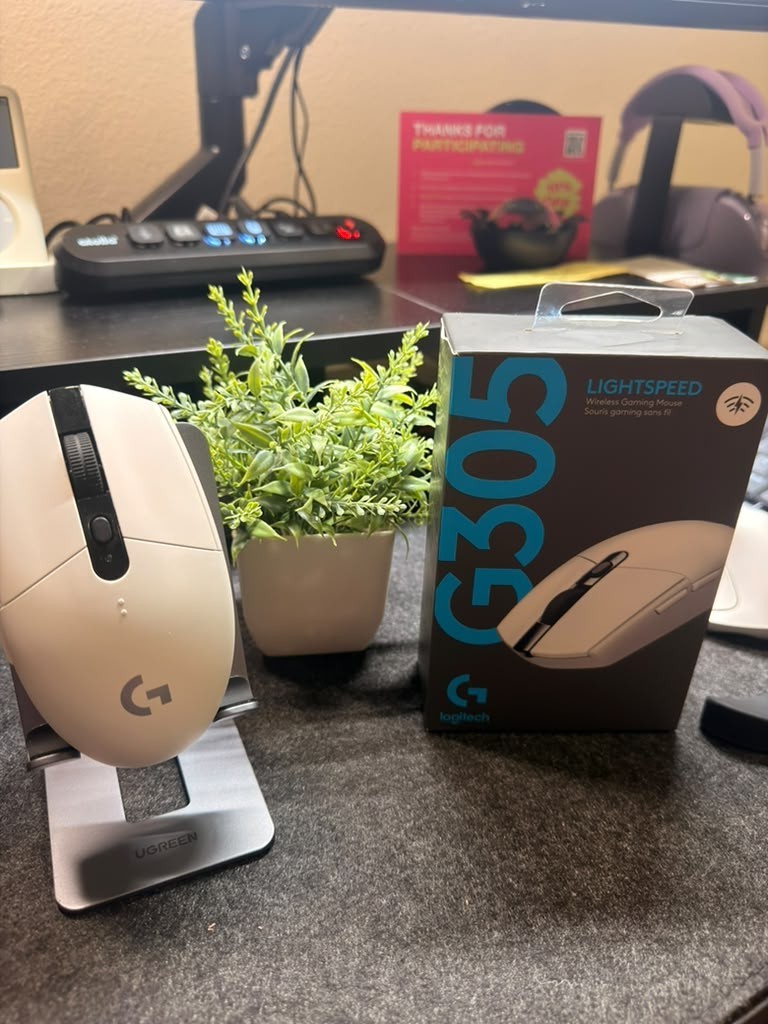 Logitech G305 LIGHTSPEED Wireless Gaming Mouse – White