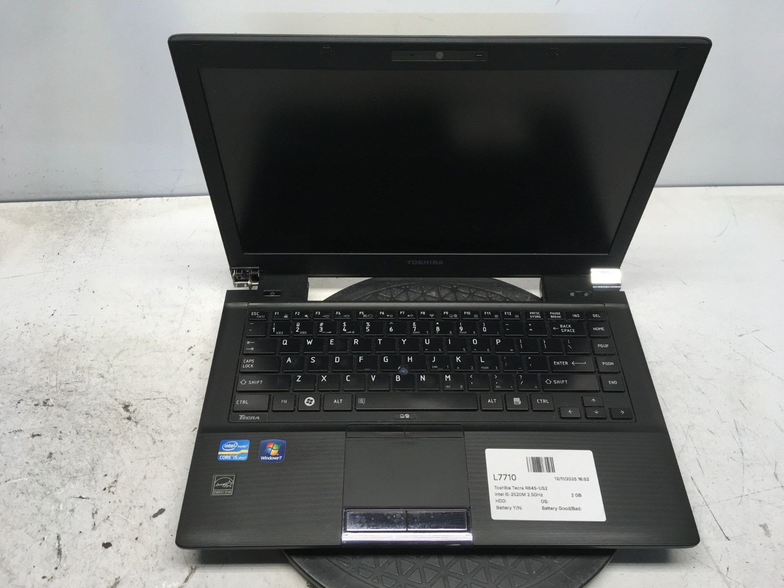 Toshiba Tecra R84S-US2 Intel i5-2520M 2.5GHz 2 GB NO HDD