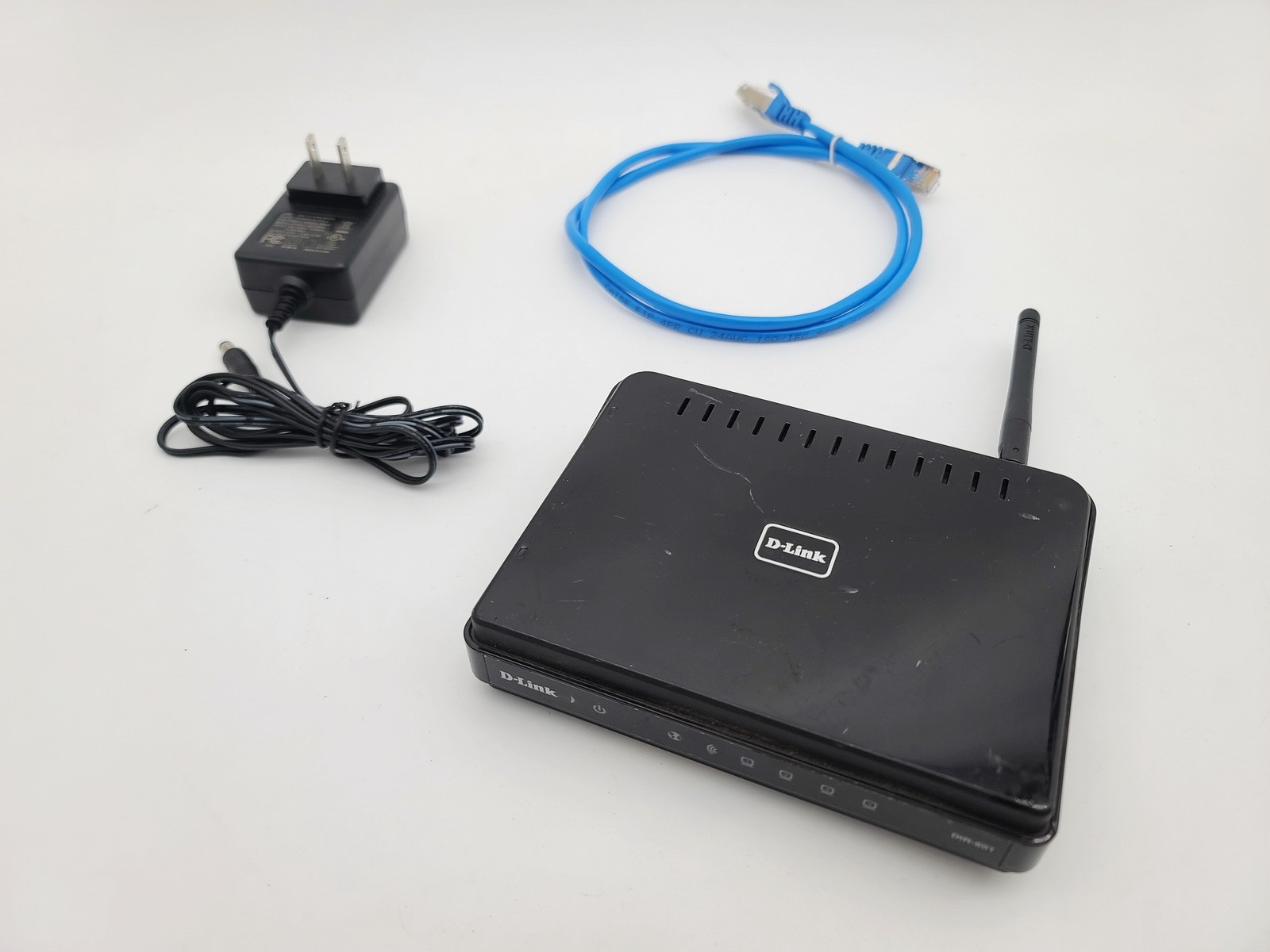 D-LINK DIR-601 150MBPS WIRELESS-N WIFI ROUTER 4-PORT ETHERNET INTERNET ROUTER