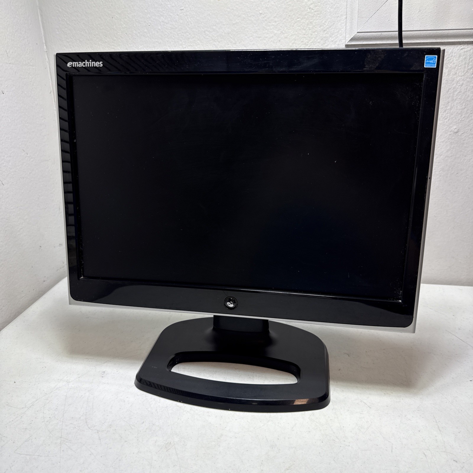 EMachines E17T6W 17 Inch LCD Monitor VGA Very Good 2E