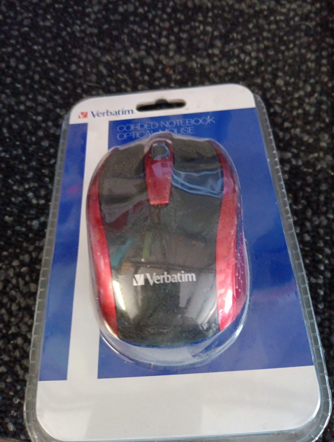 Verbatim 98106 Corded Notebook Optical Mouse Wired USB BLACK for PC or MAC NIP 