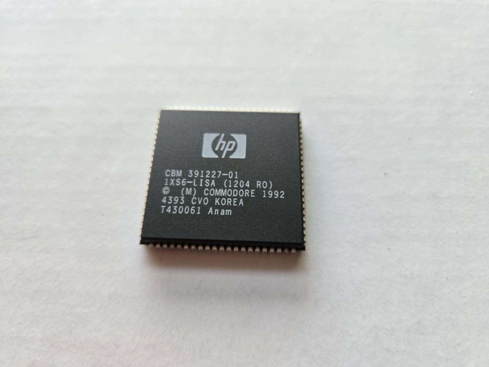 Commodore Amiga 391277-01 Lisa Chip for A600, A1200, A4000 & CD32